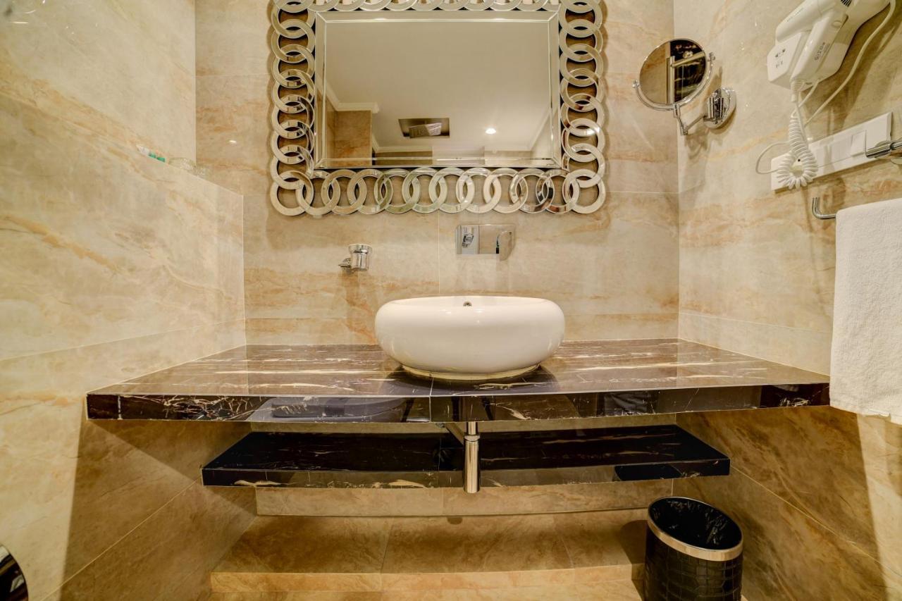 Fabhotel Prime Sarala Crown With Pool - Nr Calangute Beach المظهر الخارجي الصورة