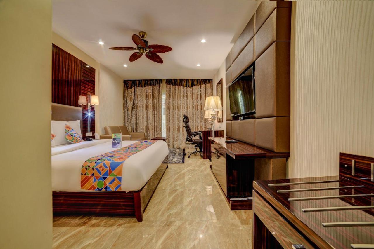 Fabhotel Prime Sarala Crown With Pool - Nr Calangute Beach المظهر الخارجي الصورة
