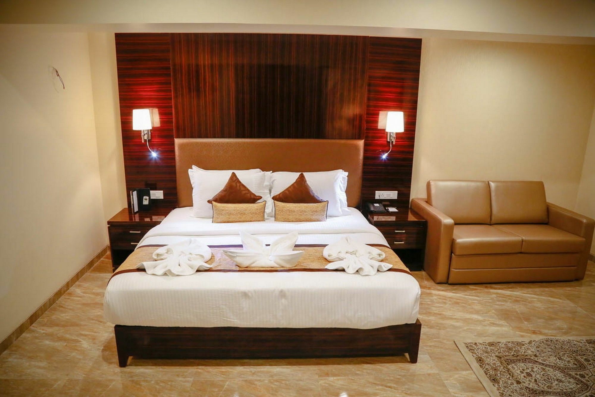 Fabhotel Prime Sarala Crown With Pool - Nr Calangute Beach المظهر الخارجي الصورة